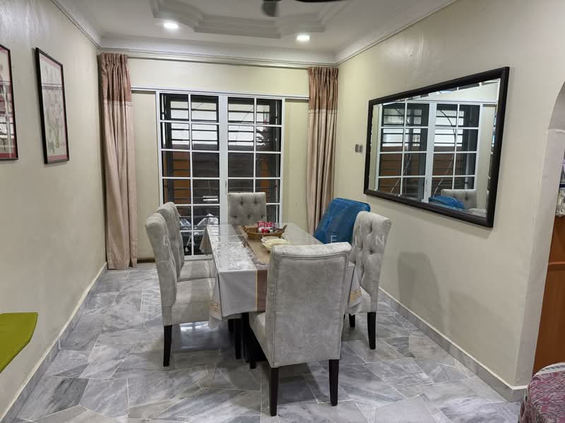 Melor, Bukit Beruntung untuk Untuk Dijual - RM 688,000, Apr 2026 - Dining Room - PropertyGuru.com.my