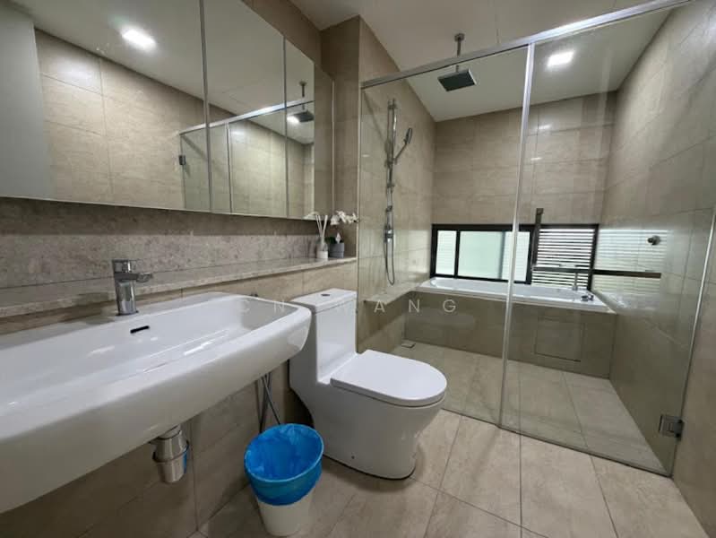 Kondominium untuk Disewa di The WaterEdge (Pinggiran Air) - CN Wang - Bathroom - PropertyGuru.com.my