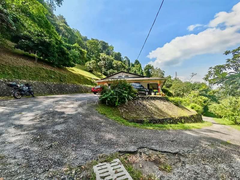 Kampung Kemensah untuk Untuk Dijual - RM 1,400,000, Apr 2026 - Exterior - PropertyGuru.com.my