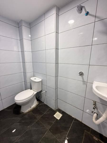 Taman Damai Jaya untuk Untuk Dijual - RM 418,000, Apr 2026 - Bathroom - PropertyGuru.com.my