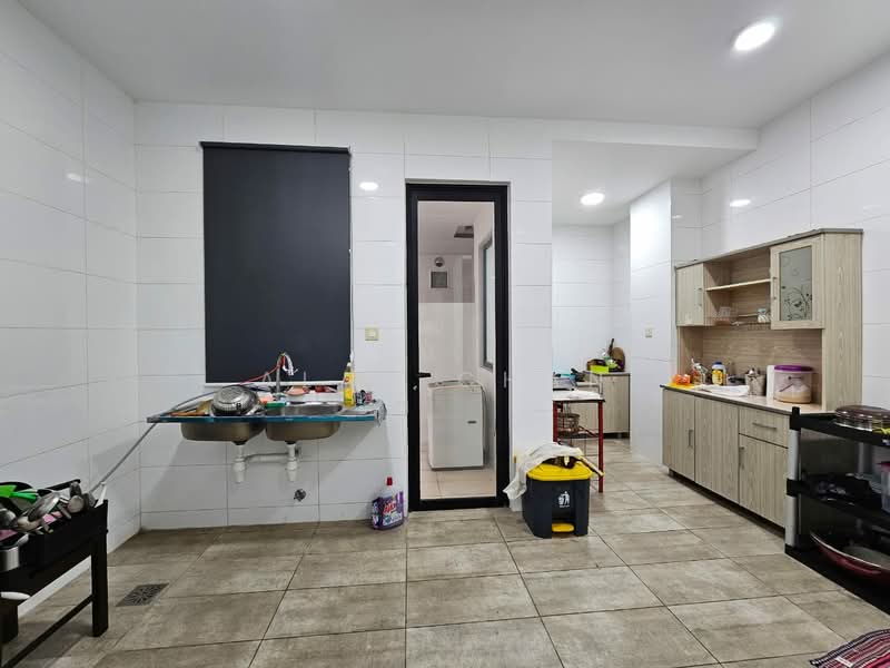 3-storey Terraced House for Sale in Puchong (Selangor) - Alan Chan - Kitchen - PropertyGuru.com.my