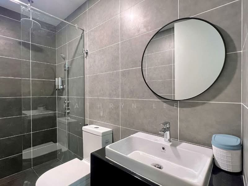Service Residence for Sale at Atwater : Service Residences - Kathryn Lee - Bathroom - PropertyGuru.com.my