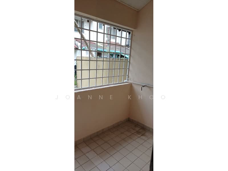 2-storey Terraced House for Rent in Subang Jaya (Selangor) - Joanne Khoo - Balcony - PropertyGuru.com.my
