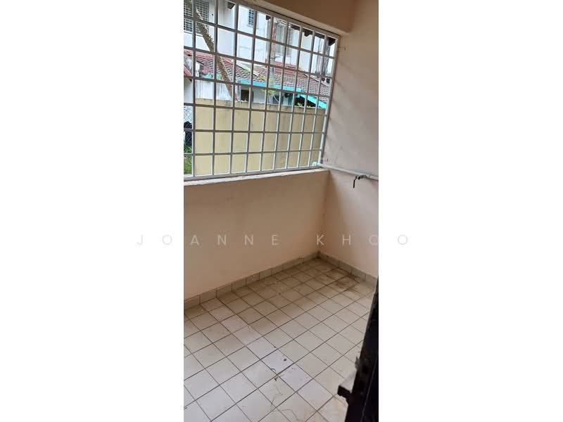 2-storey Terraced House for Rent in Subang Jaya (Selangor) - Joanne Khoo - Balcony - PropertyGuru.com.my