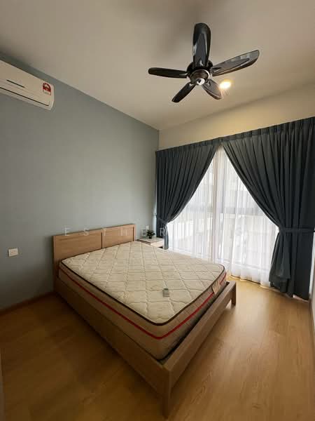 Amberside @ Country Garden Danga Bay untuk Untuk Dijual - RM 500,000, Apr 2026 - Bedroom - PropertyGuru.com.my