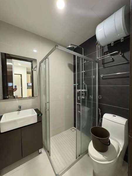 Amberside @ Country Garden Danga Bay untuk Untuk Dijual - RM 500,000, Apr 2026 - Bathroom - PropertyGuru.com.my