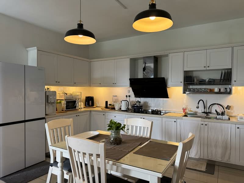 For Rent - Dwiputra Residences