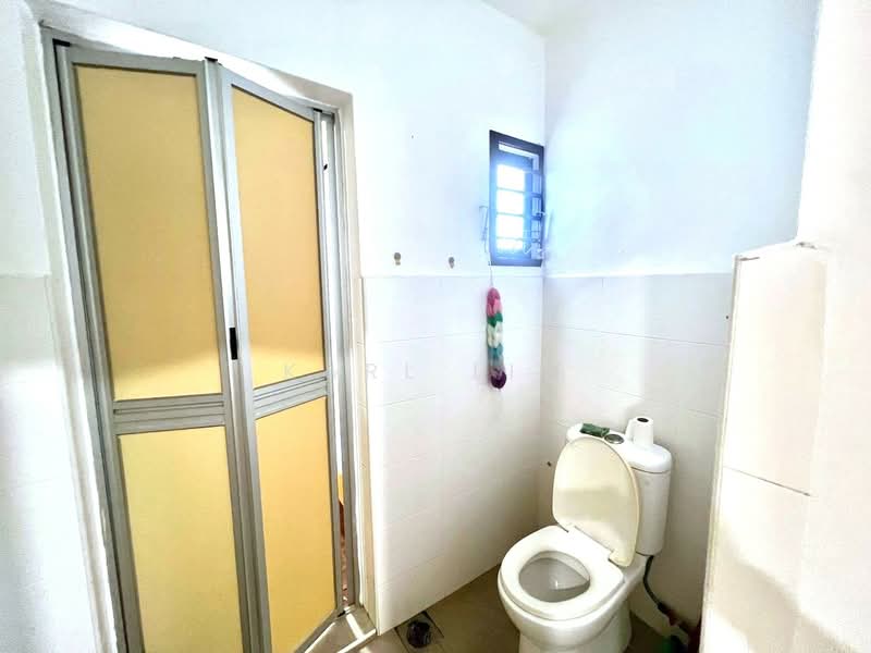 2-storey Terraced House for Sale in Permas Jaya (Johor) - Karl Lim - Bathroom - PropertyGuru.com.my