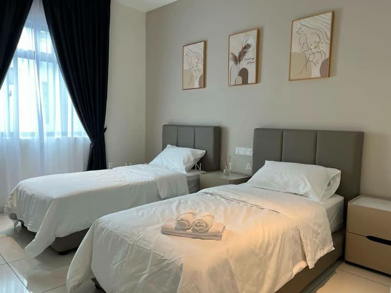 Taman Sutera Utama untuk Untuk Dijual - RM 1,100,000, Apr 2026 - Bedroom - PropertyGuru.com.my