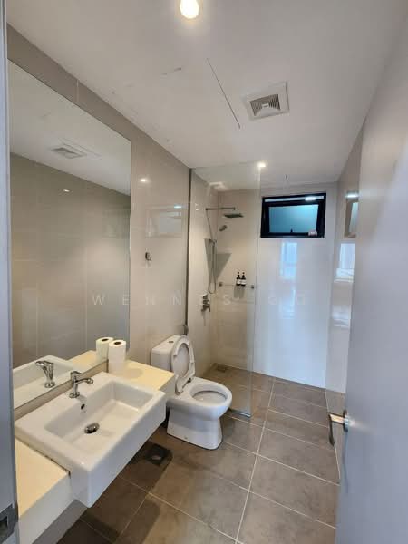 Service Residence for Sale at Southkey Mosaic - Wennes Go - Bathroom - PropertyGuru.com.my