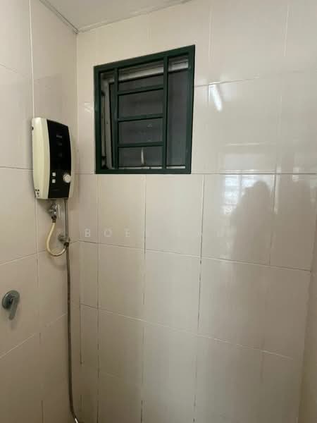 OUG Parklane untuk Untuk Disewa - RM 1,400 /bulan, Apr 2026 - Bathroom - PropertyGuru.com.my