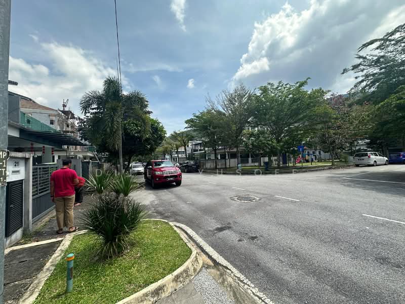 For Sale - The Takun