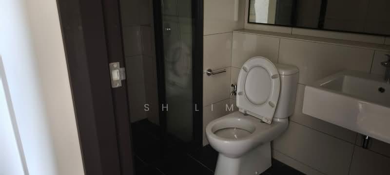 Service Residence for Sale at The Tamarind - SH Lim - Bathroom - PropertyGuru.com.my