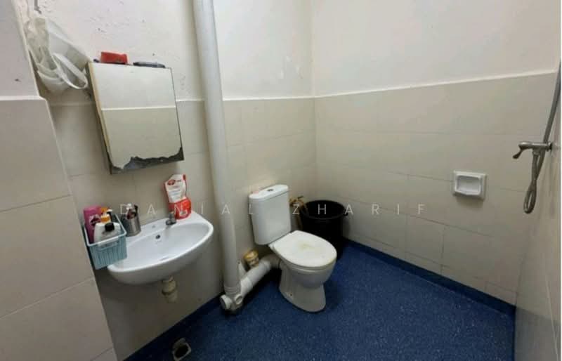 Terraced House for Sale in Bertam Perdana 3 (Kepala Batas) - Danial Zharif - Bathroom - PropertyGuru.com.my