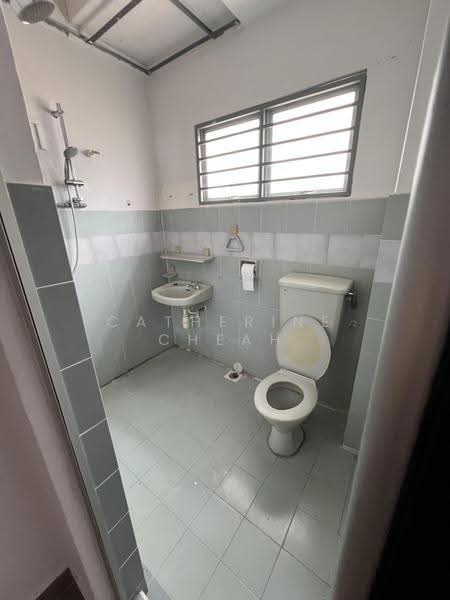 2-storey Terraced House for Sale in Sungai Long (Bandar Sungai Long) - Catherine Cheah - Bathroom - PropertyGuru.com.my