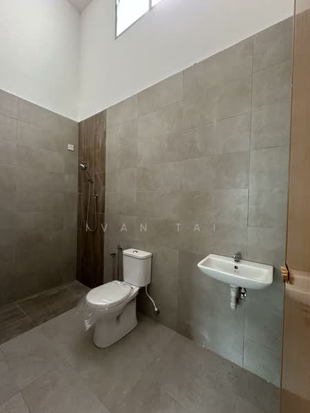 Rumah Teres 1 Tingkat untuk Dijual di Kuala Kangsar (Perak) - Jacob Chua - Bathroom - PropertyGuru.com.my