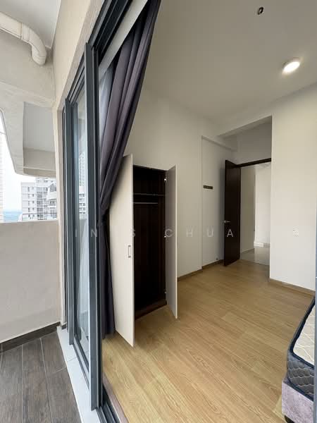 Condominium for Rent at Bay Point @ Country Garden Danga Bay - Ines Chua - Balcony - PropertyGuru.com.my