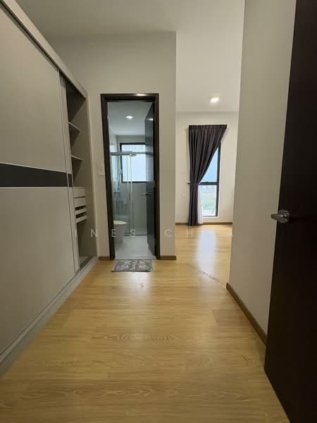 Condominium for Rent at Bay Point @ Country Garden Danga Bay - Ines Chua - Corridor - PropertyGuru.com.my