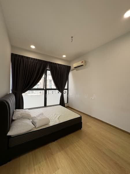 Condominium for Rent at Bay Point @ Country Garden Danga Bay - Ines Chua - Bedroom - PropertyGuru.com.my