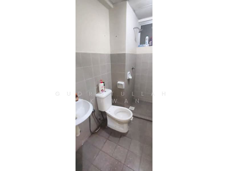 Anggun Puri untuk Untuk Dijual - RM 315,000, Apr 2026 - Bathroom - PropertyGuru.com.my