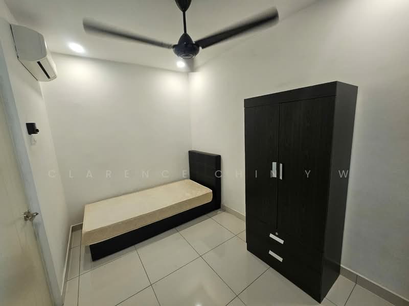 Service Residence for Sale at The Centrina Service Apartment@Central Residence - Clarence Chin Y W - Bedroom - PropertyGuru.com.my