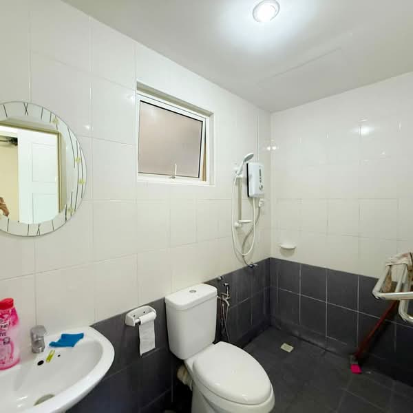 Service Residence for Rent at Birch Regency @ Penang Times Square - Denise Teh - Bathroom - PropertyGuru.com.my