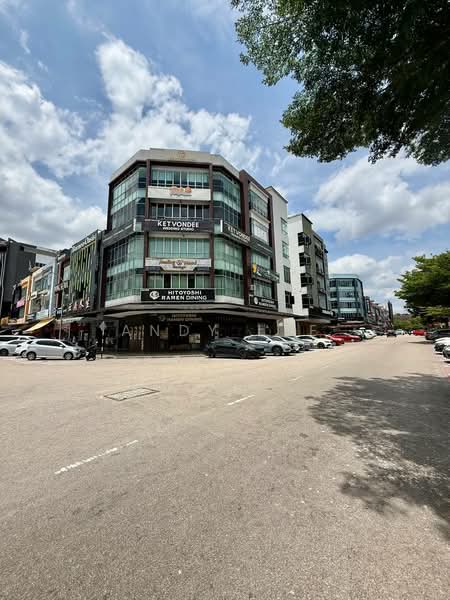 Taman Mount Austin - 1