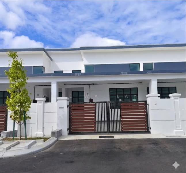 1-storey Terraced House for Sale in Taman Bestari Indah (Ulu Tiram) - Chee Wai Lay - Exterior - PropertyGuru.com.my