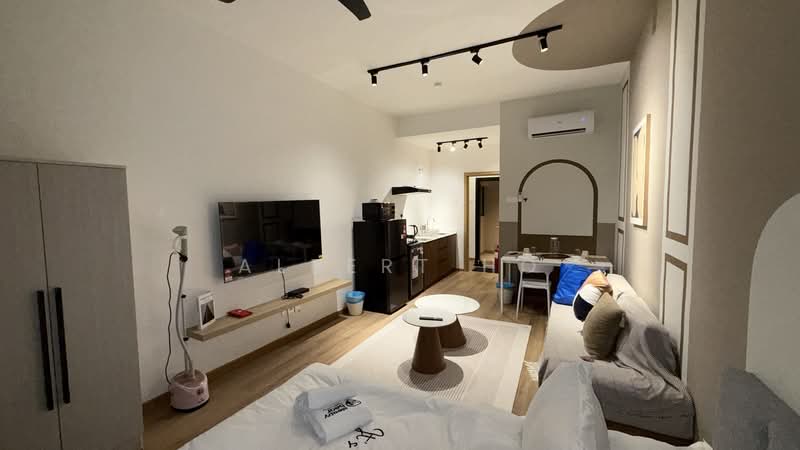 Servis Apartment untuk Disewa di Armani Raja Uda - Albert Ho - Living Room - PropertyGuru.com.my