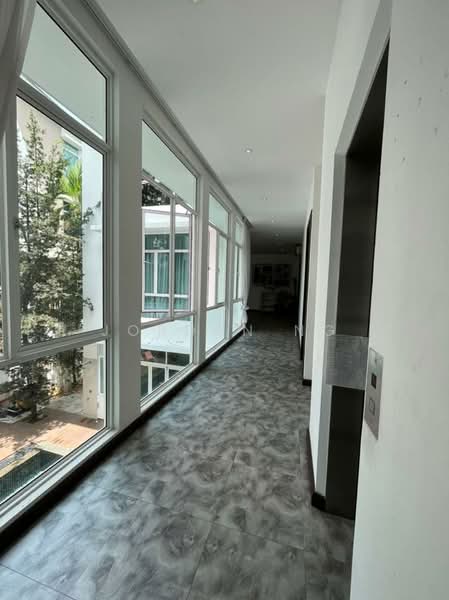 Bungalow for Sale in Setia Eco Park (Setia Alam) - Jordan Ng - Corridor - PropertyGuru.com.my