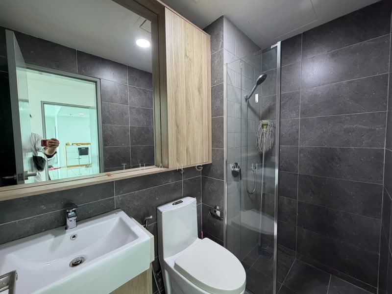 Service Residence for Sale at Suasana @ Utropolis - Thang Wu - Bathroom - PropertyGuru.com.my