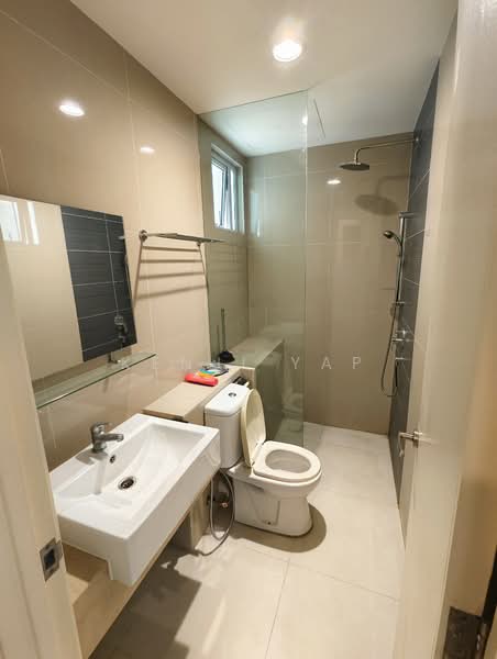 Servis Apartment untuk Dijual di Desa Green - Kenji Yap - Bathroom - PropertyGuru.com.my