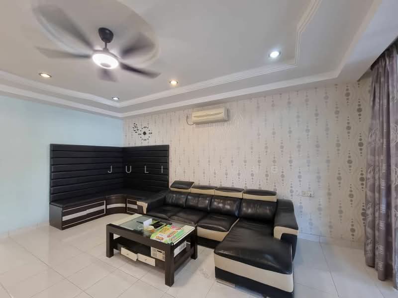 2-storey Terraced House for Rent in Bukit Indah (Iskandar Puteri (Nusajaya)) - Julia Wong - Living Room - PropertyGuru.com.my