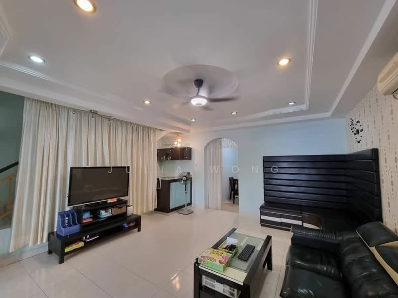 2-storey Terraced House for Rent in Bukit Indah (Iskandar Puteri (Nusajaya)) - Julia Wong - Living Room - PropertyGuru.com.my