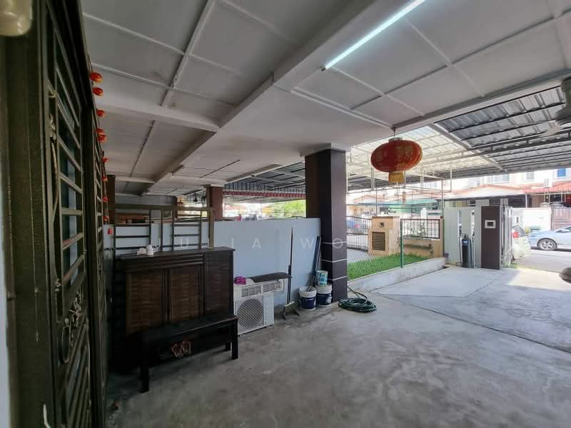 2-storey Terraced House for Rent in Bukit Indah (Iskandar Puteri (Nusajaya)) - Julia Wong - Exterior - PropertyGuru.com.my