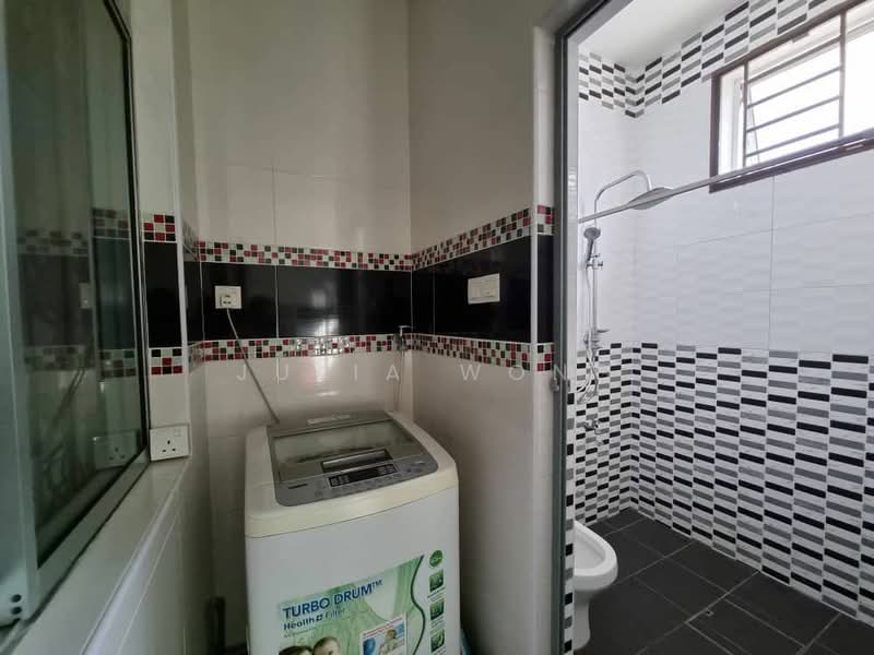 2-storey Terraced House for Rent in Bukit Indah (Iskandar Puteri (Nusajaya)) - Julia Wong - Bathroom - PropertyGuru.com.my