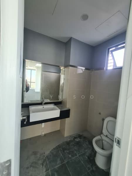 Office for Rent in Taman Desa (Kuala Lumpur) - Elyn Soo - Bathroom - PropertyGuru.com.my