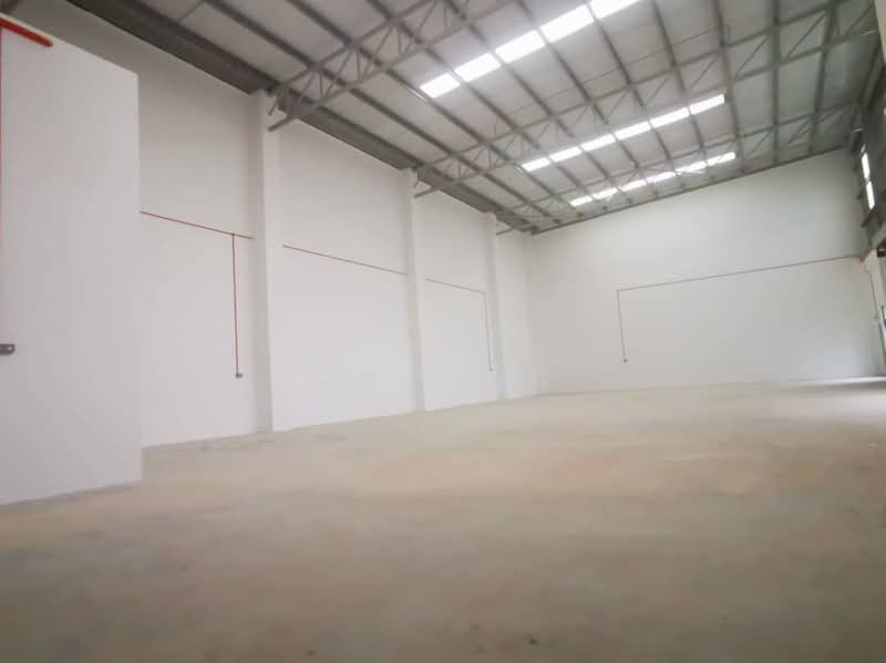 Warehouse for Rent in Bayan Lepas Industrial Park (Bayan Lepas) - CH Low - Interior - PropertyGuru.com.my