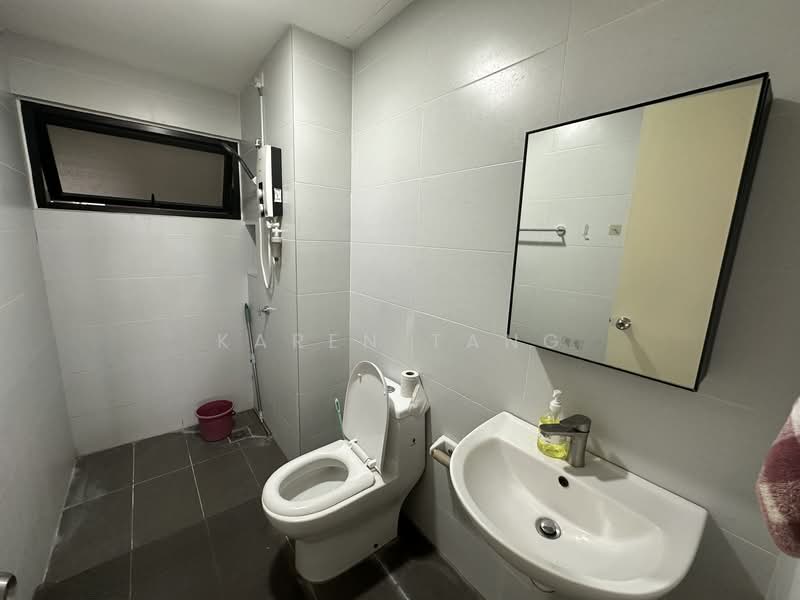Service Residence for Sale at Sk One Residence - Karen Tang - Bathroom - PropertyGuru.com.my