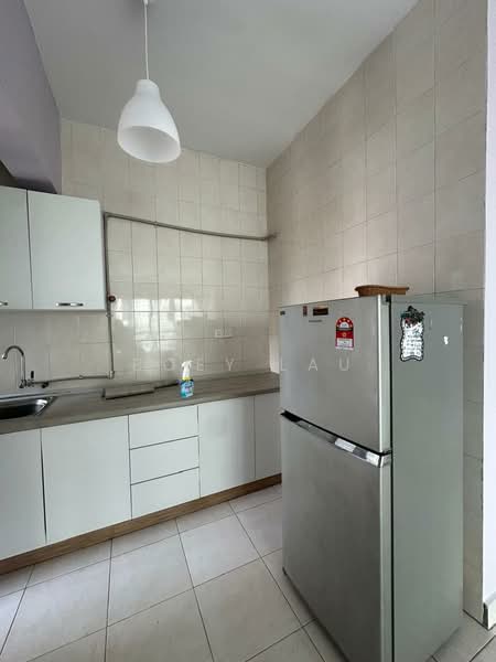 E-Tiara untuk Untuk Disewa - RM 1,700 /bulan, Apr 2026 - Kitchen - PropertyGuru.com.my