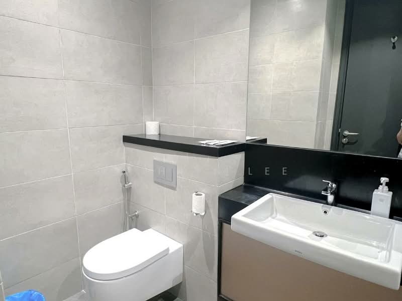 Service Residence for Sale at Skyluxe On The Park Bukit Jalil - Kathryn Lee - Bathroom - PropertyGuru.com.my