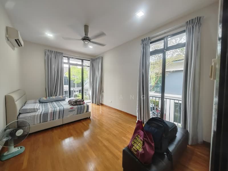 Cluster House for Rent in Senibong (Permas Jaya) - CN Wang - Bedroom - PropertyGuru.com.my