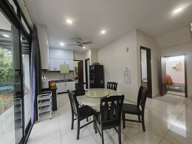 Cluster House for Rent in Senibong (Permas Jaya) - CN Wang - Kitchen - PropertyGuru.com.my