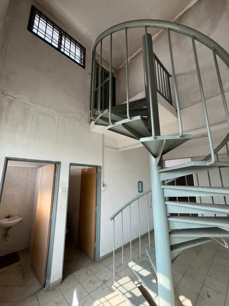 Shop for Rent in Kampung Ungku Mohsin (Johor Bahru) - Joe . - Interior - PropertyGuru.com.my