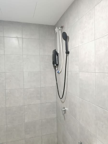 Service Residence for Rent at One Equine - Teng Poh Hong - Bathroom - PropertyGuru.com.my