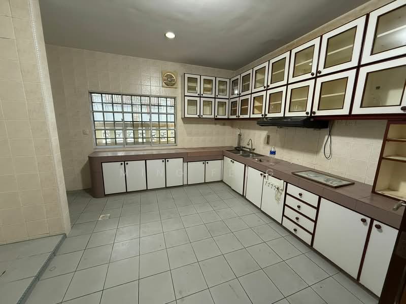 Semi-Detached House for Sale in Jalan Klang Lama (Old Klang Road) (Kuala Lumpur) - Ming Feng - PropertyGuru.com.my