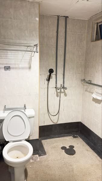 Gold Coast Resort Condominium untuk Untuk Disewa - RM 2,100 /bulan, Apr 2026 - Bathroom - PropertyGuru.com.my