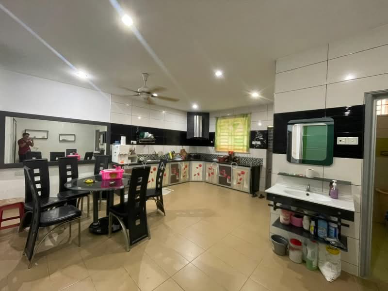 Taman Arowana, Alor Setar untuk Untuk Dijual - RM 579,000, Apr 2026 - Kitchen - PropertyGuru.com.my