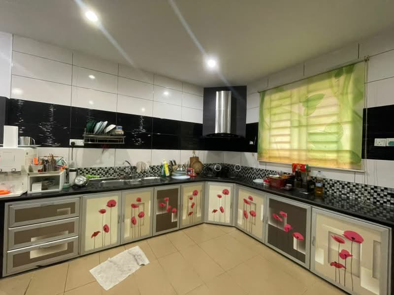 Taman Arowana, Alor Setar untuk Untuk Dijual - RM 579,000, Apr 2026 - Kitchen - PropertyGuru.com.my