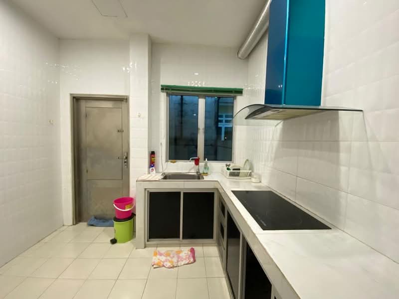 Cluster House for Sale in Taman Nusa Bestari (Iskandar Puteri (Nusajaya)) - Liew . - Kitchen - PropertyGuru.com.my